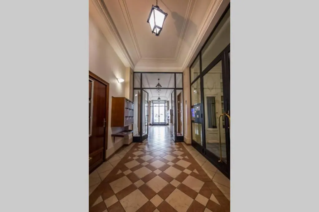 Le Sequoia Appart' Pour 4 Au Coeur De Ville Vichy Apartment